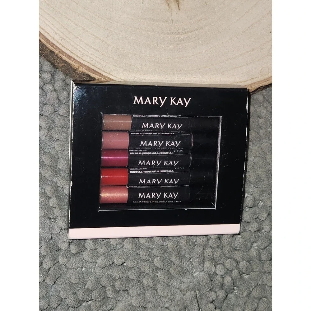 Mary Kay Unlimited Lip Gloss Set 5  Deluxe Mini Favorite Sample Travel Set